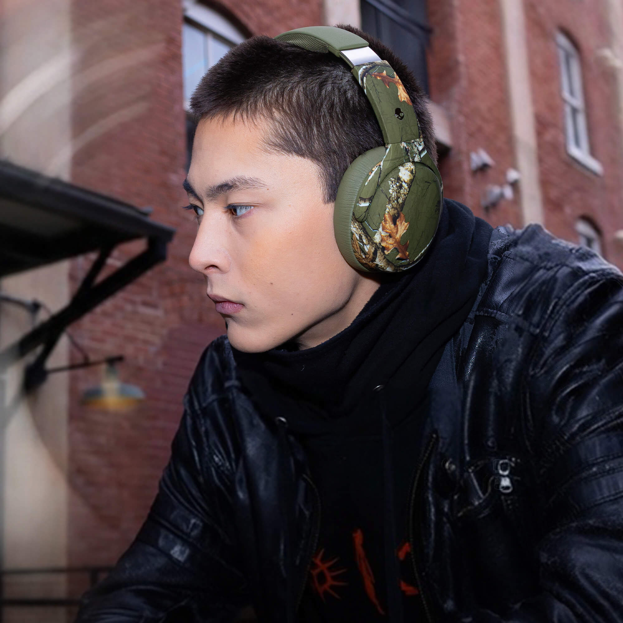 Crusher ANC 2 - Bass Headphones with Noise Canceling | True
