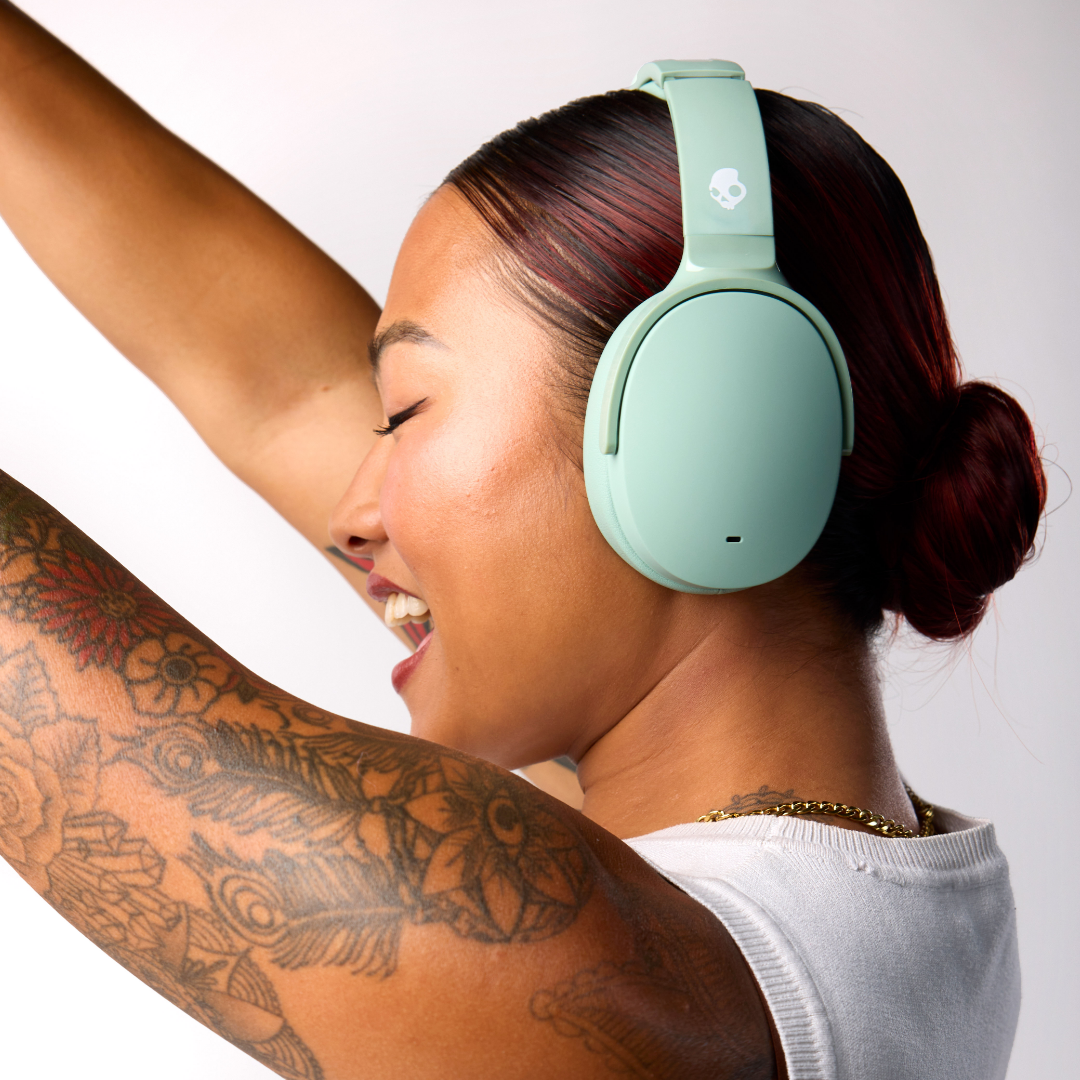 Hesh ANC Wireless Over Ear Noise Canceling Headphones Bluetooth 5.0 Active Noise Canceling Built in Microphone