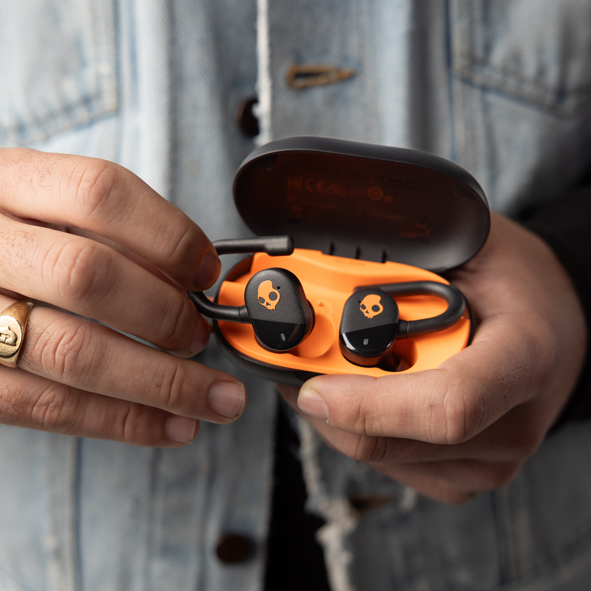Push Play Active - True Wireless Sport Earbuds with Ear Hooks ...