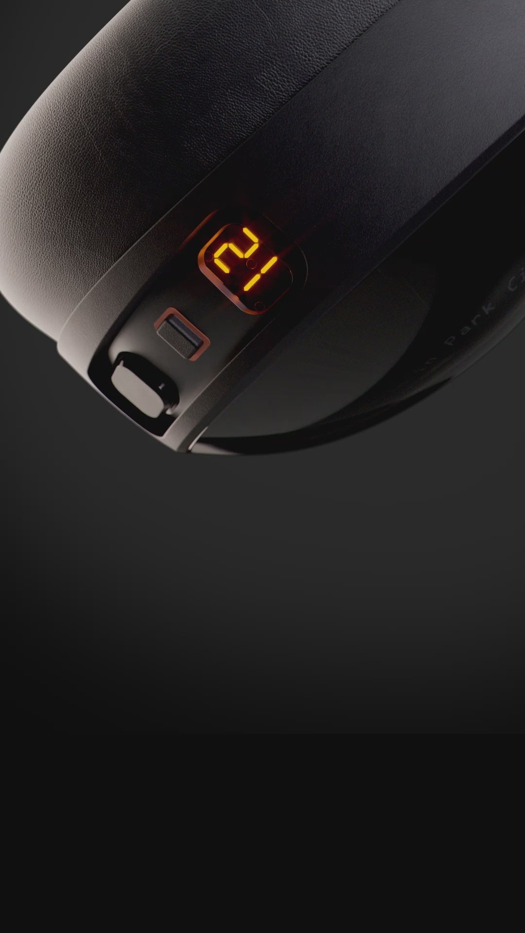 Aviator® 900 ANC Headphones with Adaptive Active Noise Canceling